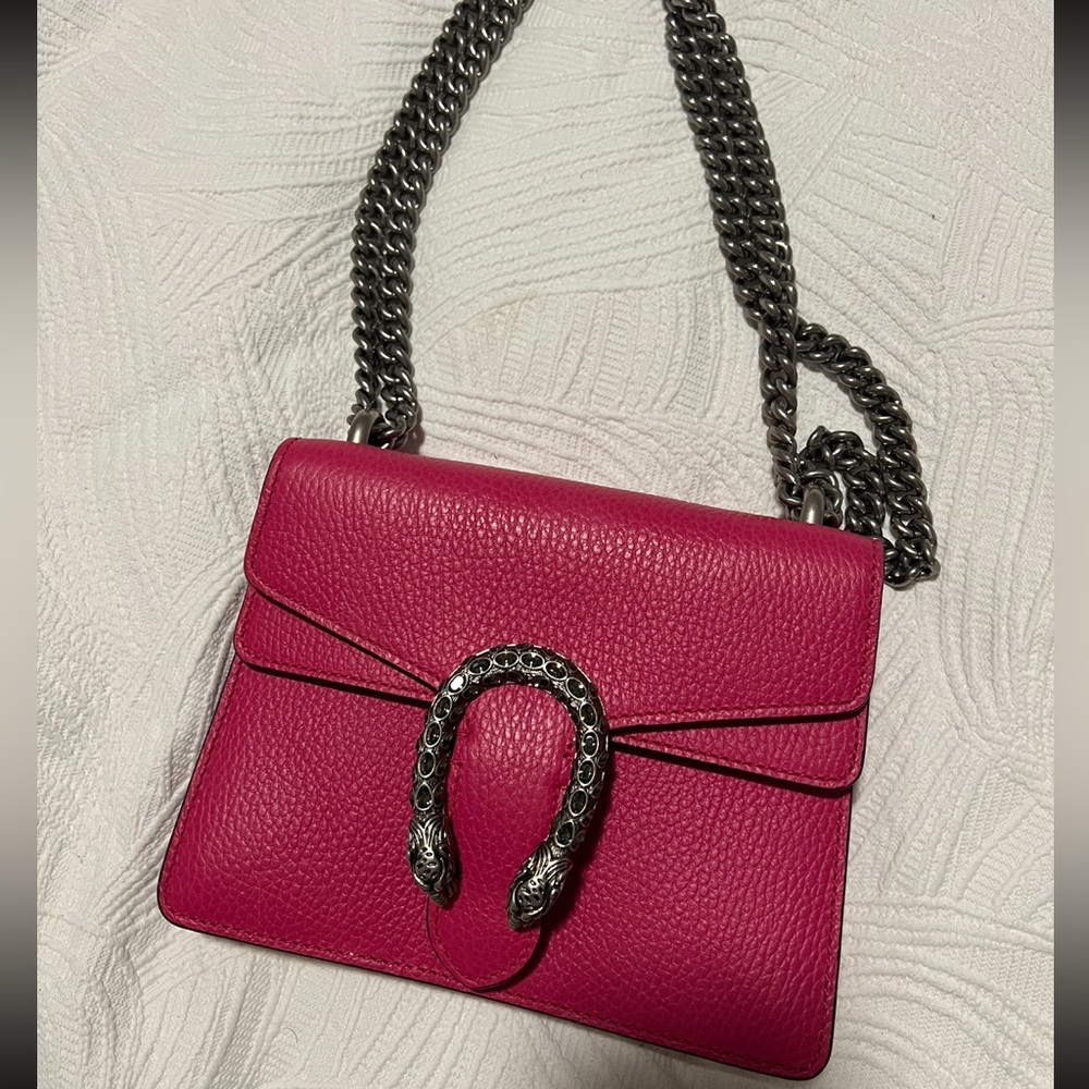 Gucci Mini Dionysus Shoulder Bag in Pink